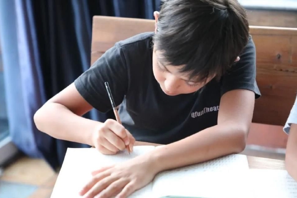 日本不卡1234区想看免费好剧这里告诉你在哪找精神(图2)